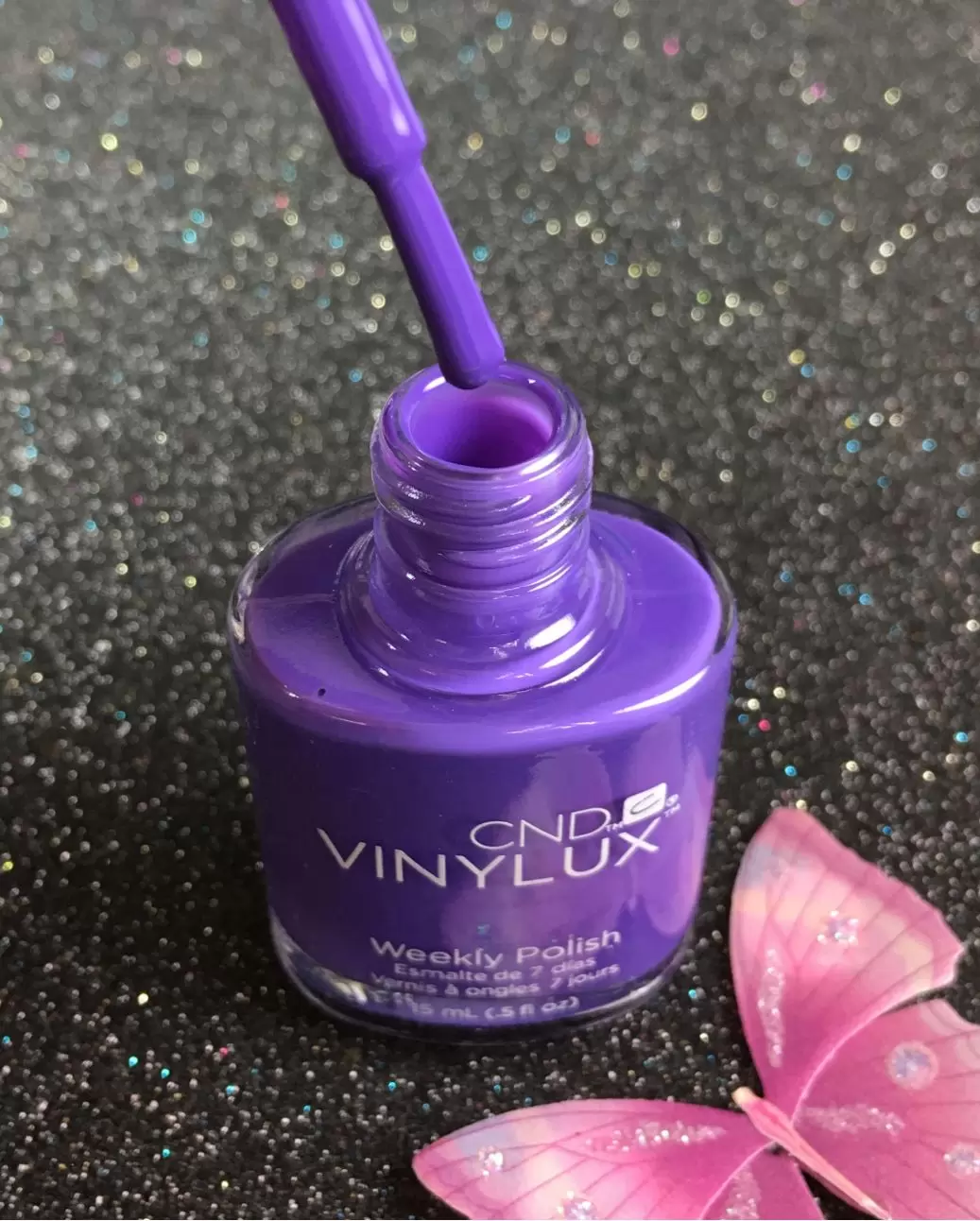 CND VINYLUX Video Violet #236 Weekly Polish | Gel-Nails.com